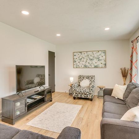 Spacious Omaha Home With Patio And Yard, Pets Welcome! エクステリア 写真